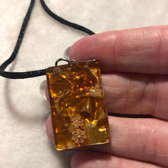 Murano golden glass millefiori rectangular pendant rattail cord - Picture 3 of 7